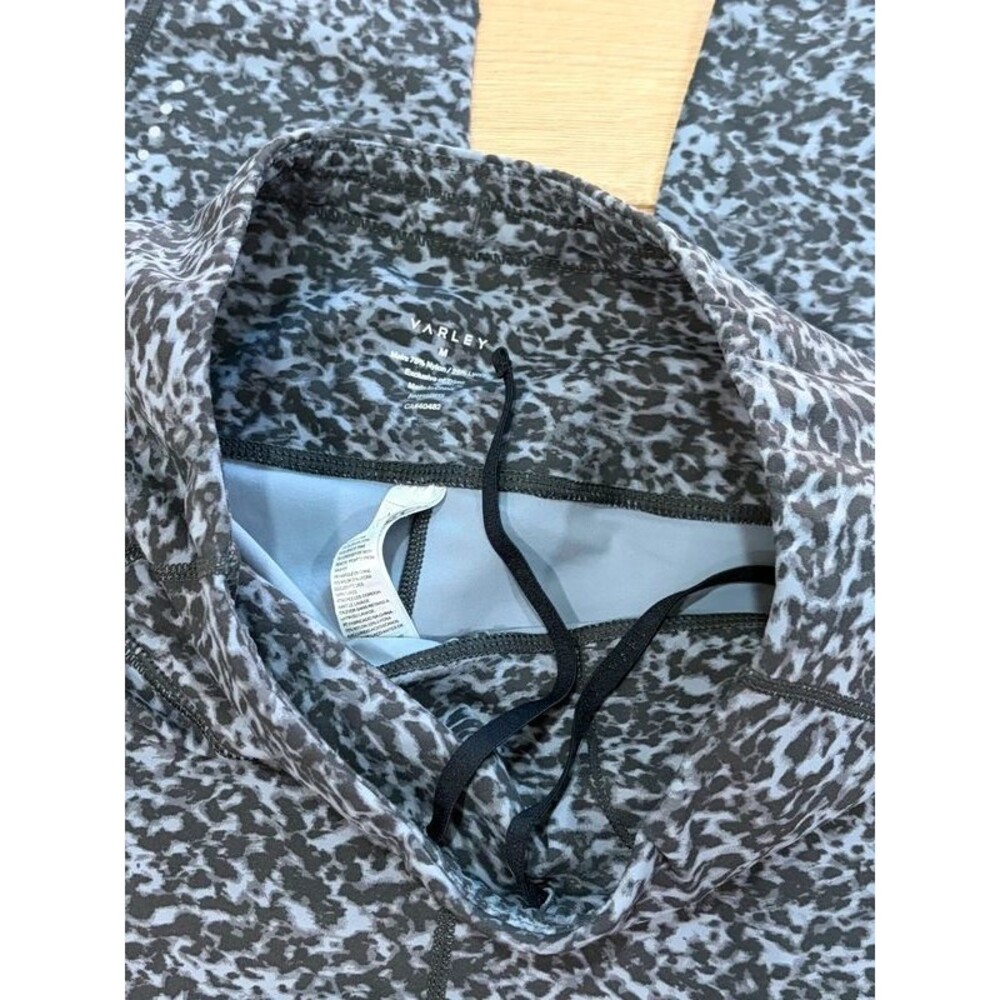 Varley Cheetah Leopard Print Leggings Sports Bra 2 Piece Set Size Medium - Picture 6 of 6